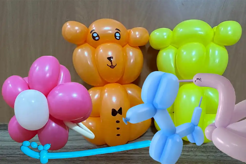 balloon-sculpting